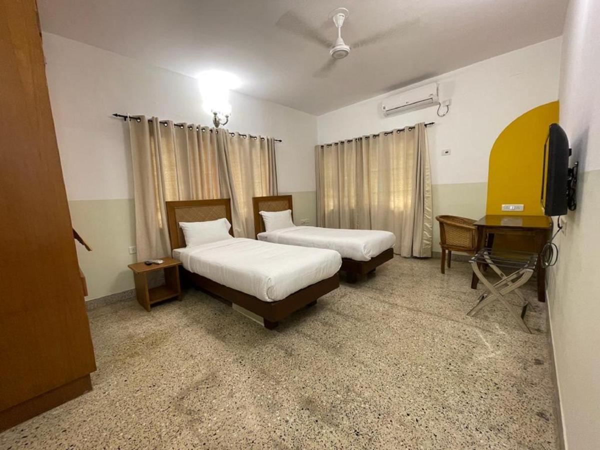 Hanu Reddy Residences - Nawab Habibullah Avenue Near Sankara Nethralaya Chennai Luaran gambar